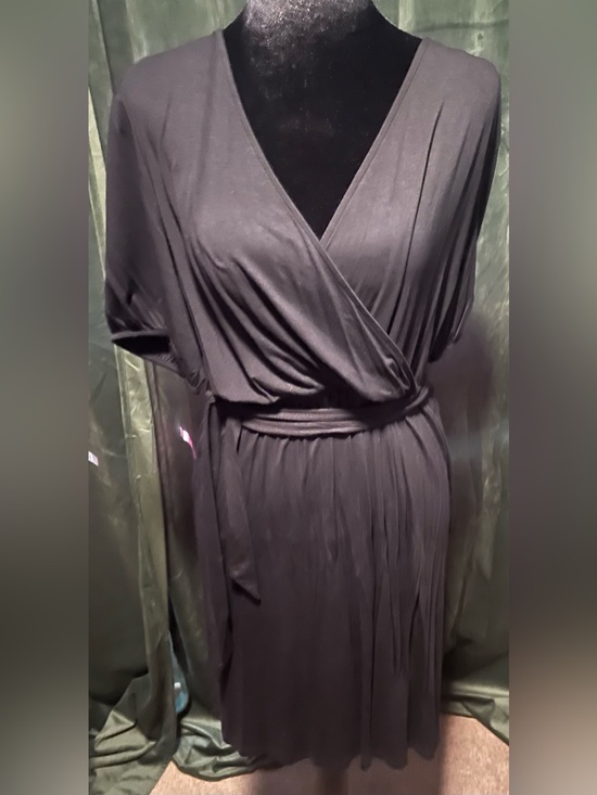 GAP Dresses & Skirts - NWT - GAP - Women’s black dress, lightweight.